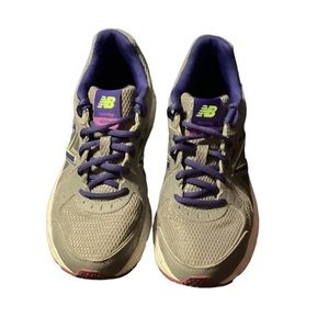Women’s New Balance 450v3 Athletic Running Shoe Sneakers Gray Size 8